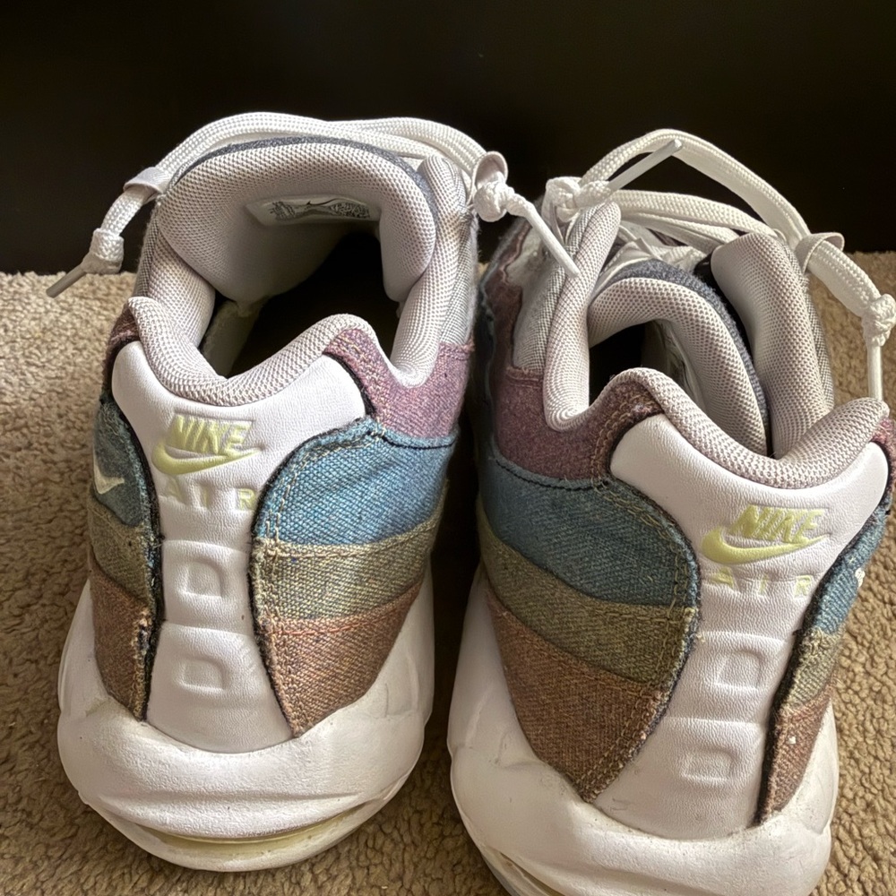 Nike Air Max 95 Multicolor Canvas Sneakers Men’s Size 13 - Picture 7 of 9